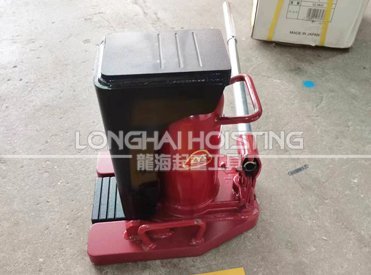 馬沙達(dá)MASADA爪式千斤頂實(shí)拍(一) 馬沙達(dá)MASADA爪式千斤頂實(shí)拍(一)