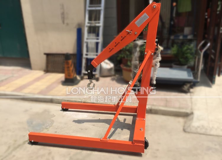 托盤(pán)式液壓小吊車實(shí)物 托盤(pán)式液壓小吊車實(shí)物